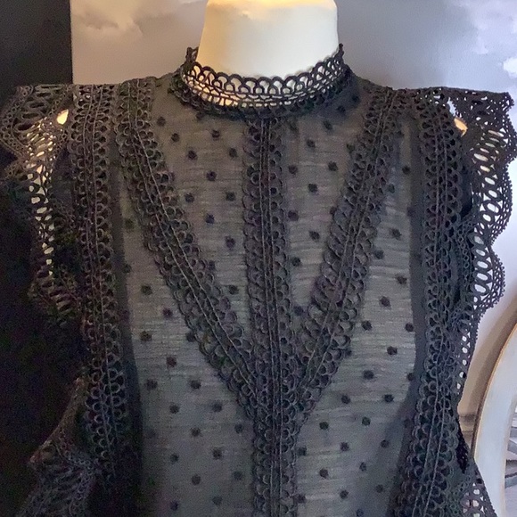 Gypsy Rose Black Scalloped Lace and Swiss Dot Sleeveless Top Blouse Size M - Picture 2 of 11